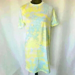 ✨Like New✨ PrettyLittleThing Blue Tie Dye T Shirt Short Sleeve Dress, Size 2